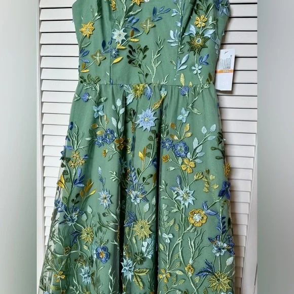 NWT Dress The Population Maren Floral 3D Embroidered Cocktail Midi Dress S - Picture 7 of 9